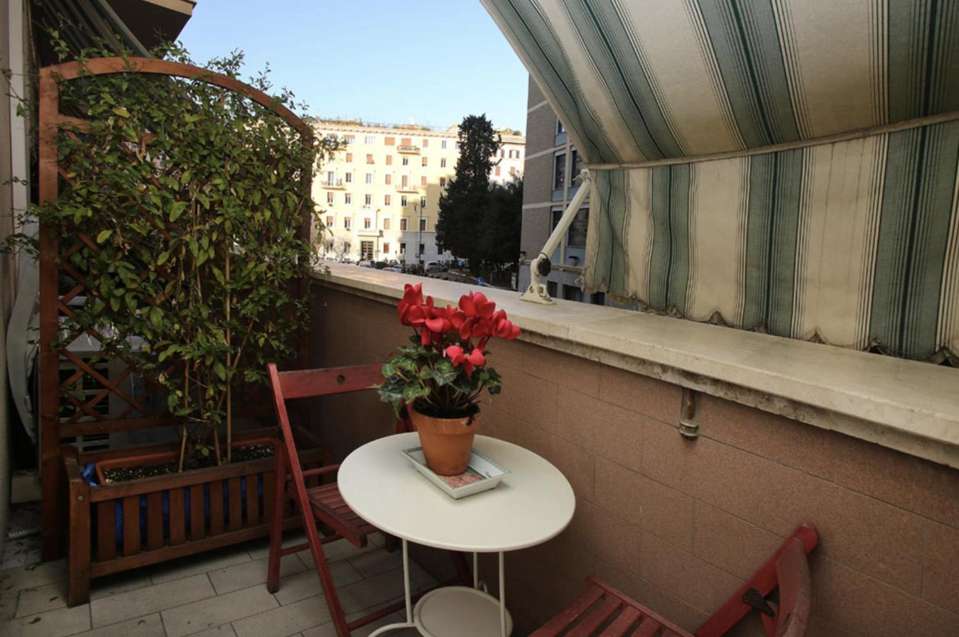 Amica Roma Guest House Exterior photo